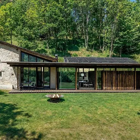 Good Retreat With Sky Glass House Holiday home Roccasparvera