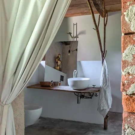 Good Retreat With Sky Glass House Roccasparvera