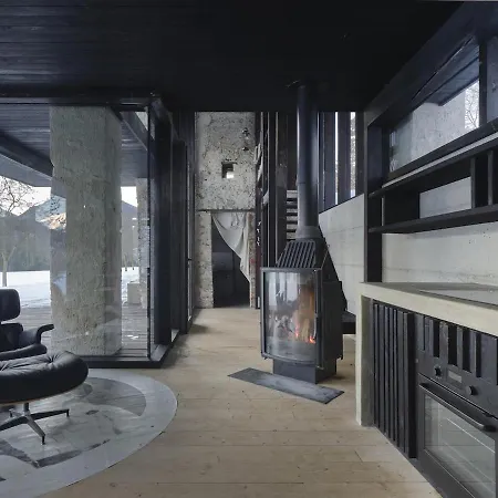 Good Retreat With Sky Glass House Holiday home